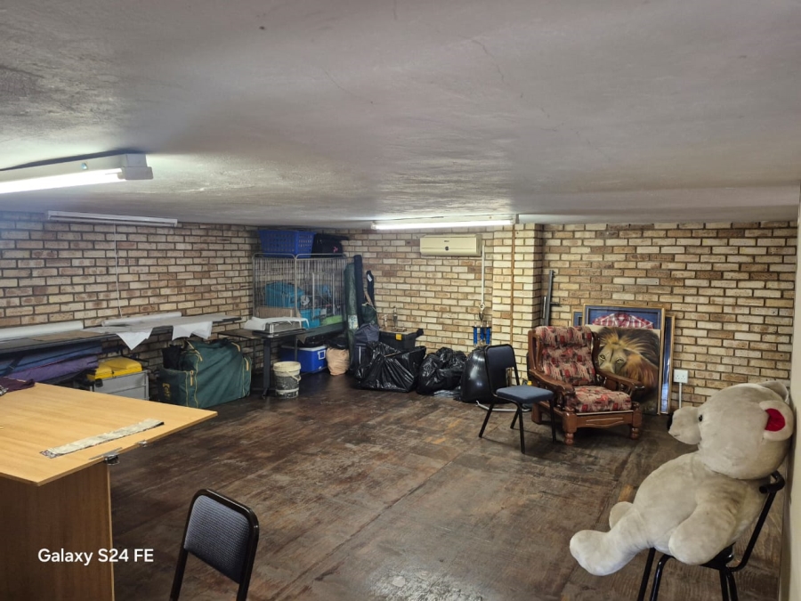 Commercial Property for Sale in Bodorp North West